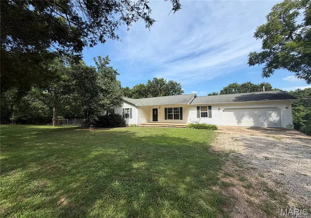 Homes for sale in Dixon, MO | 18780 Hwy Y, Dixon, MO 65459 | MLS# MIS26043310