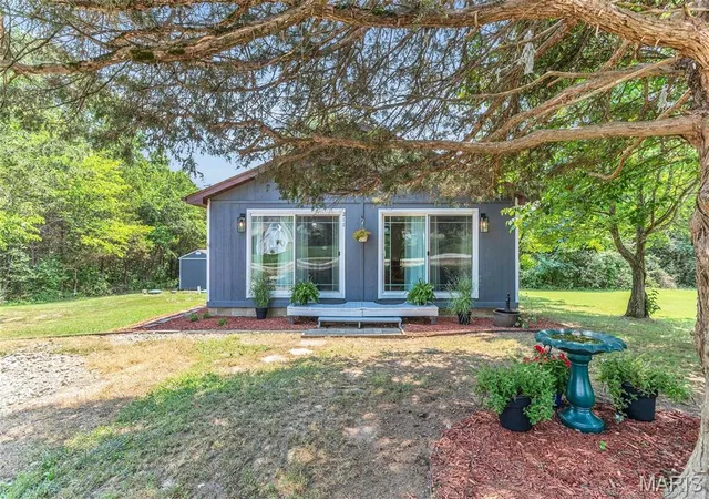 1st image of 211 Blueberry Dr, De Soto, MO 63020 | MLS# MIS26043312