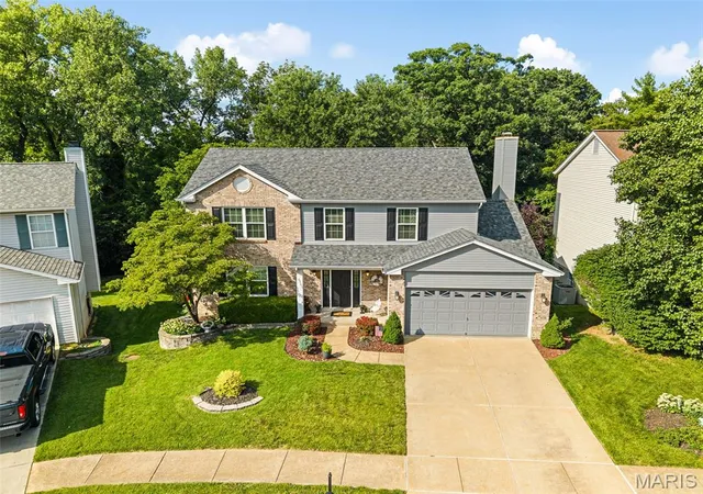 Homes for sale in Mehlville, MO | 4345 Gemstone Cir, Mehlville, MO 63125 | MLS# MIS26043327