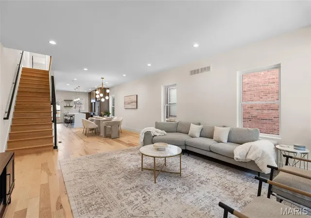 Photo 4 of Single family home for sale at 4200 Chouteau Ave, St Louis, MO 63110 | MLS# MIS26043338 | Listing updated on 2026-09-14