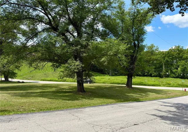 Homes for sale in New Haven, MO | 112 Locust St, New Haven, MO 63068 | MLS# MIS26043342