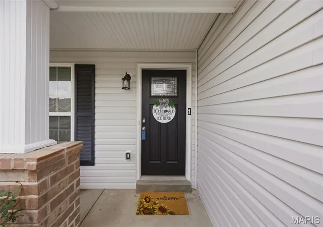 Homes for sale in Wentzville, MO | 707 Switchgrass Dr, Wentzville, MO 63385 | MLS# MIS26043348