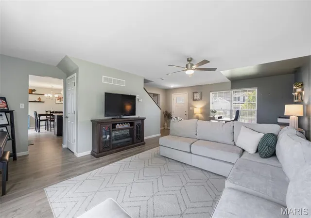 Homes for sale in Wentzville, MO | 707 Switchgrass Dr, Wentzville, MO 63385 | MLS# MIS26043348