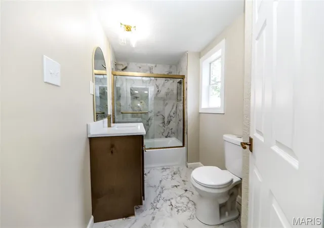 2nd image of 1649 N Church St, Belleville, IL 62221 | MLS# MIS26043349