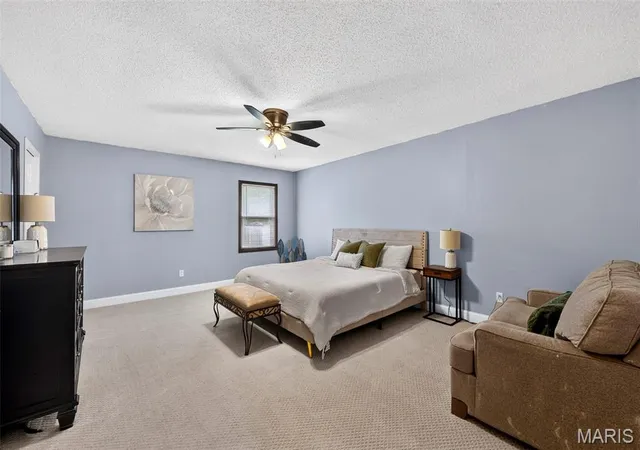 Photo 4 of Single family home for sale at 20 Sandalwood Ct, Saint Charles, MO 63304 | MLS# MIS26043351 | Listing updated on 2026-09-07