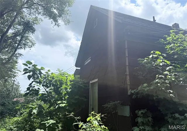 18th image of 206 S Main St, Harrisburg, IL 62946 | MLS# MIS26043359