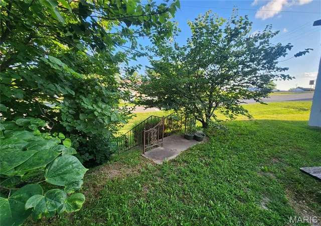 Homes for sale in Conway, MO | 102 E Jefferson Ave, Conway, MO 65632 | MLS# MIS26043362