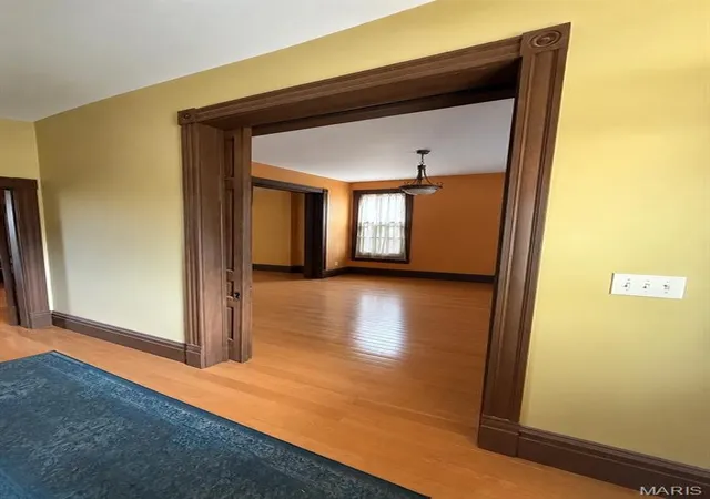 Photo 3 of Single family home for sale at 5025 Raymond Ave, St Louis, MO 63113 | MLS# MIS26043370 | Listing updated on 2026-08-13