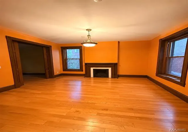 Photo 4 of Single family home for sale at 5025 Raymond Ave, St Louis, MO 63113 | MLS# MIS26043370 | Listing updated on 2026-08-13