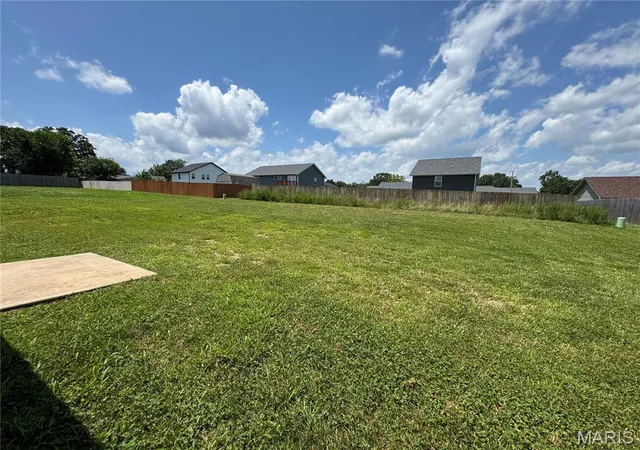 Homes for sale in Waynesville, MO | 152 Mesa Dr, Waynesville, MO 65583 | MLS# MIS26043373