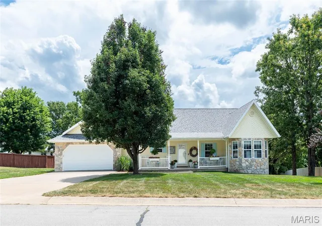 1st image of 125 Mesa Dr, Waynesville, MO 65583 | MLS# MIS26043374