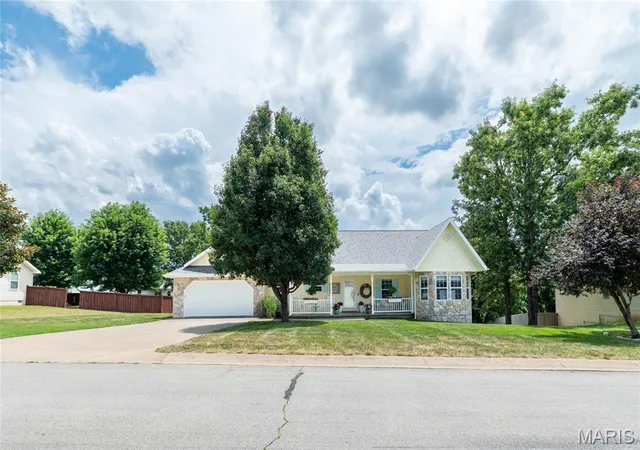 2nd image of 125 Mesa Dr, Waynesville, MO 65583 | MLS# MIS26043374