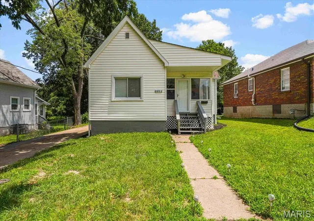 Photo 1 of Single family home for sale at 8803 Alva Ave, Saint Louis, MO 63121 | MLS# MIS26043379 | Listing updated on 2026-09-02