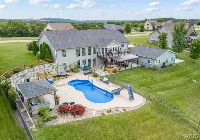 Homes for sale in Festus, MO | 3112 Stonebridge Pl, Festus, MO 63028 | MLS# MIS26043380