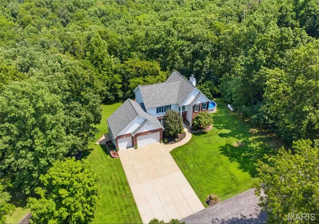 4th image of 8 Appomattox Rdg, Festus, MO 63028 | MLS# MIS26043394