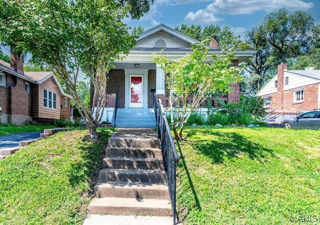 3rd image of 9051 Burton Ave, Overland, MO 63114 | MLS# MIS26043397