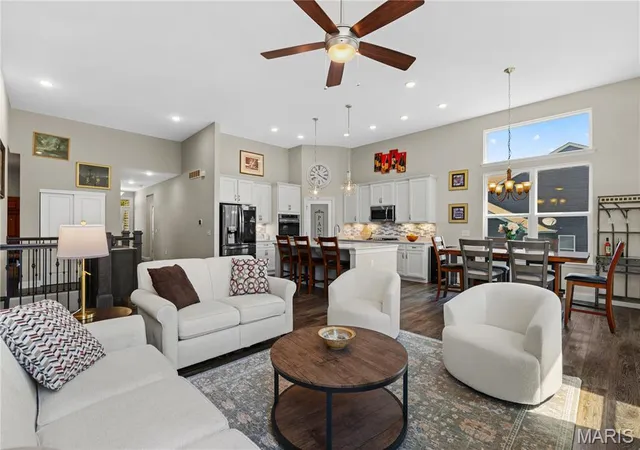 Photo 1 of Sale Pending at 1316 Silver Fern Dr, Lake Saint Louis, MO 63367 | MLS# MIS26043407 | Listing updated on 2026-08-24