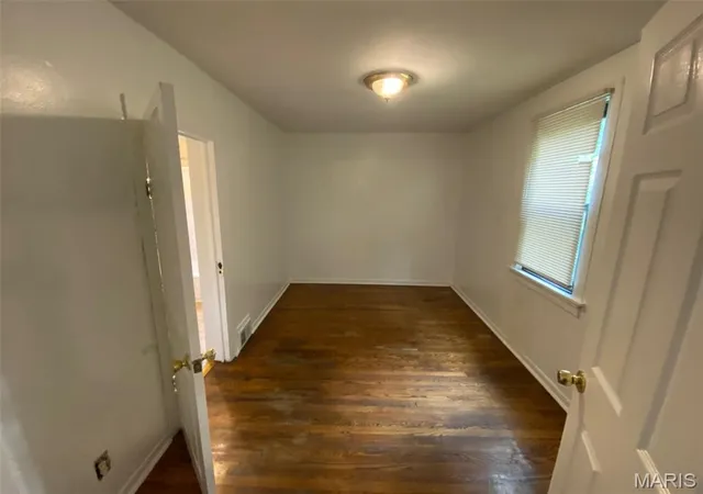 4th image of 454 Northridge Dr, Riverview, MO 63137 | MLS# MIS26043421