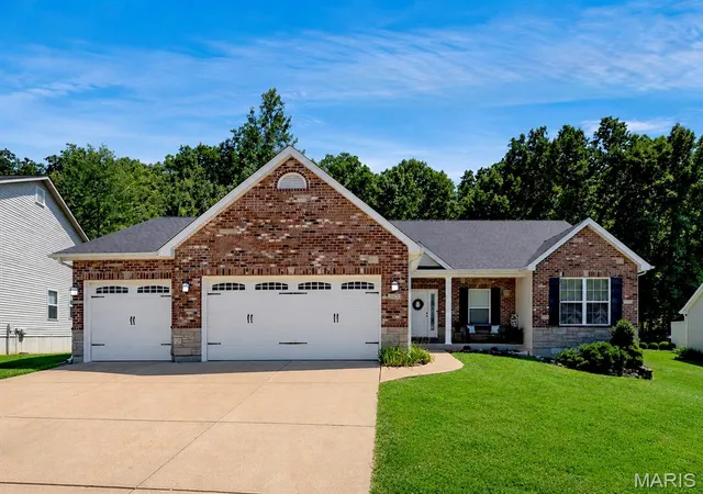 2nd image of 1132 Konert Valley Dr, Fenton, MO 63026 | MLS# MIS26043425