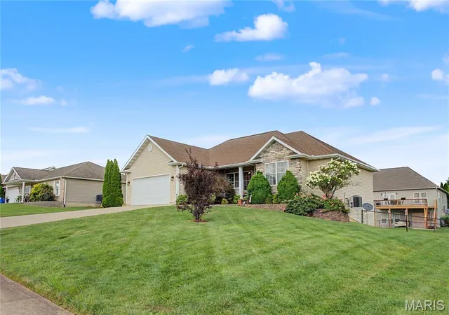 Homes for sale in Jackson, MO | 151 Black Willow Ln, Jackson, MO 63701 | MLS# MIS26043427