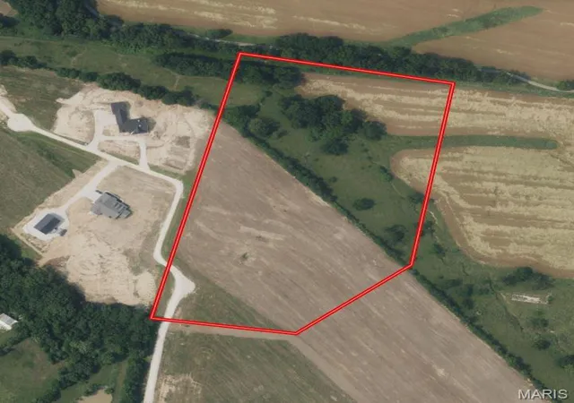 4th image of 1241 Acres Palo Pinto Dr, O Fallon, MO 63366 | MLS# MIS26043465