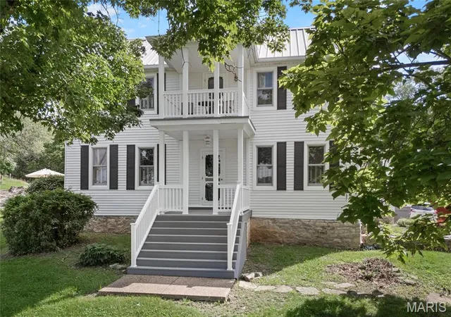 Photo 1 of Single family home for sale at 1415 Hwy F, Defiance, MO 63341 | MLS# MIS26043468 | Listing updated on 2026-10-07