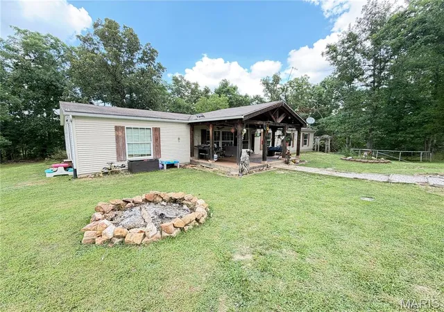 Homes for sale in Salem, MO | 2103 County Road 3140, Salem, MO 65560 | MLS# MIS26043477