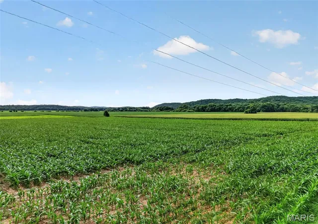Photo 4 of Sale Pending at 4723 Ac Hwy J, New Florence, MO 63363 | MLS# MIS26043490 | Listing updated on 2026-08-05