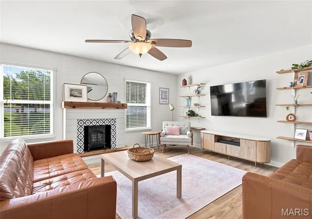 Photo 3 of Single family home for sale at 202 Wyndtrace Ct, Lake Saint Louis, MO 63367 | MLS# MIS26043501 | Listing updated on 2026-09-20