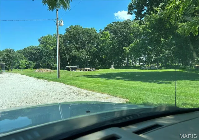 4th image of 2106 N 2150 St, St Elmo, IL 62458 | MLS# MIS26043523