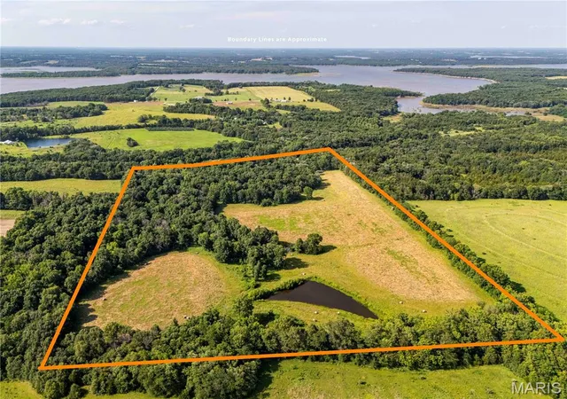 Homes for sale in Stoutsville, MO | 00 Hwy 154, Stoutsville, MO 65283 | MLS# MIS26043544
