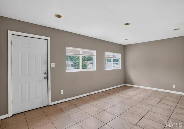 Photo 3 of Single family home for sale at 1126 Haley Ave, St Louis, MO 63121 | MLS# MIS26043565 | Listing updated on 2026-10-26
