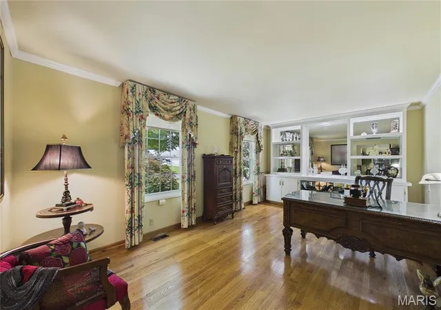 Photo 2 of Single family home for sale at 3555 Meserta Ln, Florissant, MO 63033 | MLS# MIS26043573 | Listing updated on 2026-09-22