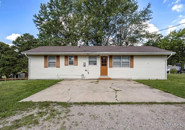 1st image of 111 Barnett, Dixon, MO 65459 | MLS# MIS26043578