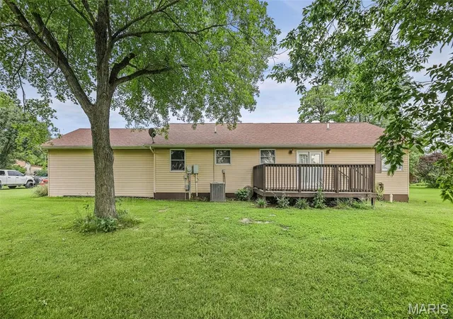 Homes for sale in Coulterville, IL | 1023 S Main St, Coulterville, IL 62237 | MLS# MIS26043579