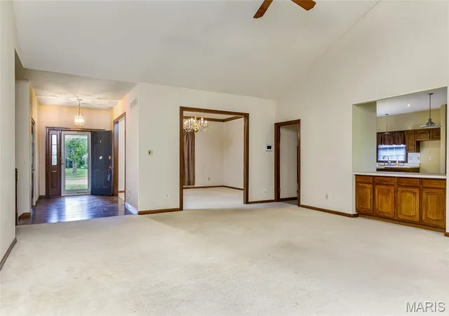 Photo 3 of Sale Pending at 3930 Affirmed Dr, Florissant, MO 63034 | MLS# MIS26043581 | Listing updated on 2026-08-24