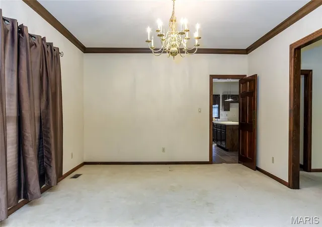 Photo 4 of Sale Pending at 3930 Affirmed Dr, Florissant, MO 63034 | MLS# MIS26043581 | Listing updated on 2026-08-24