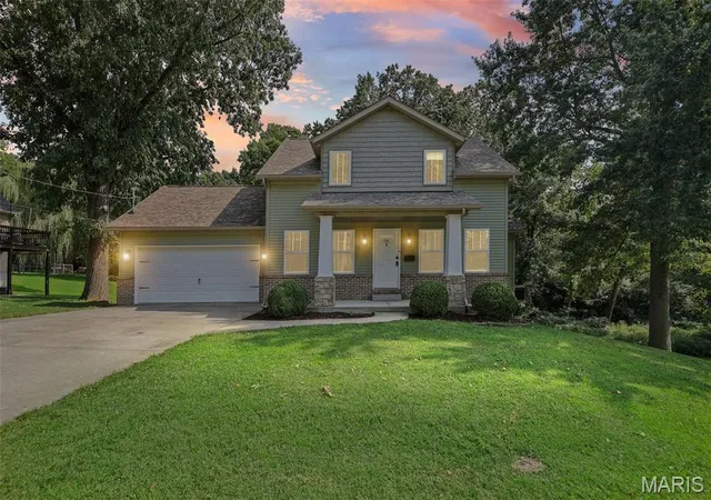 1st image of 216 E Union St, Edwardsville, IL 62025 | MLS# MIS26043592