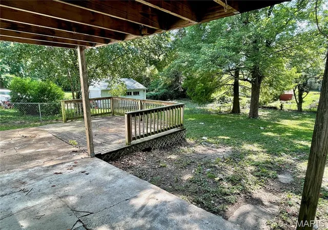 9th image of 466 Bluff Dr, St Louis, MO 63137 | MLS# MIS26043601