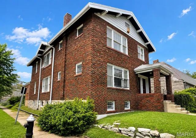 Photo 2 of Multi family home for sale at 1601 N Euclid Ave, Saint Louis, MO 63113 | MLS# MIS26043603 | Listing updated on 2026-08-11