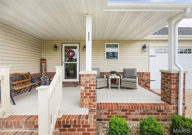 Homes for sale in Okawville, IL | 809 Amber Dr, Okawville, IL 62271 | MLS# MIS26043614
