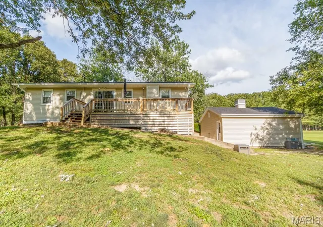 Homes for sale in Lebanon, MO | 30261 Orchard Dr, Lebanon, MO 65536 | MLS# MIS26043617