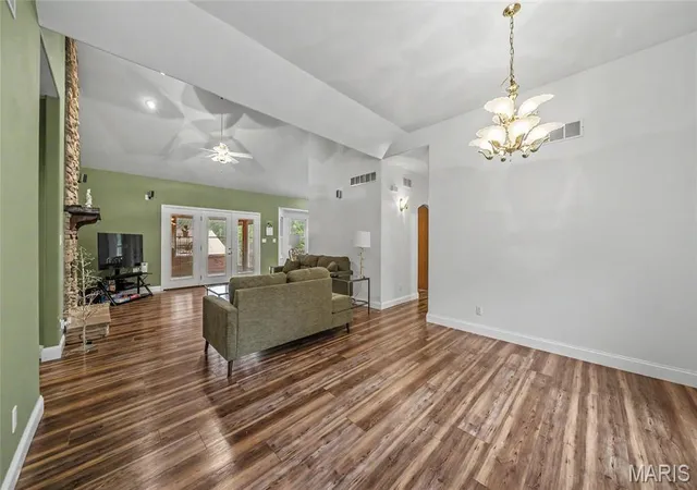 4th image of 3891 E Lindberg Rd, Cuba, MO 65453 | MLS# MIS26043627