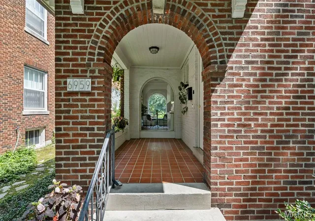 4th image of 6959 Waterman Ave, Saint Louis, MO 63130 | MLS# MIS26043648