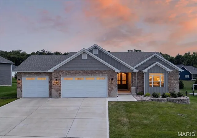 Homes for sale in Foristell, MO | 106 Stone Canyon Blvd, Foristell, MO 63348 | MLS# MIS26043653