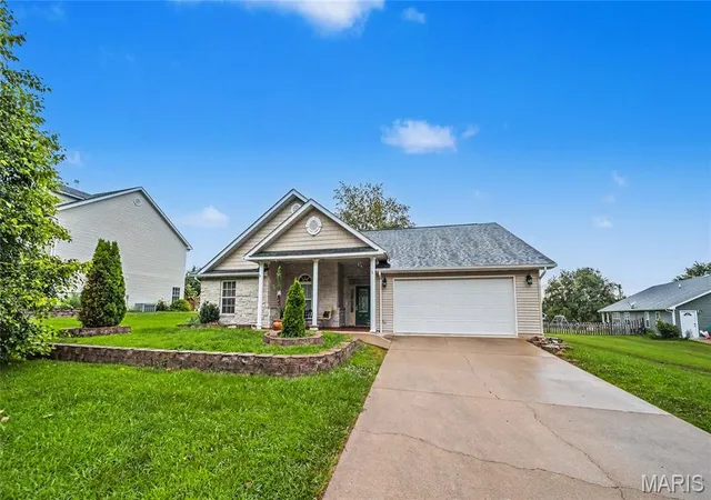 Photo 1 of Single family home for sale at 10180 Summerfield Dr, Rolla, MO 65401 | MLS# MIS26043683 | Listing updated on 2026-09-17