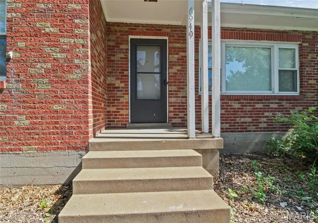 Homes for sale in University City, MO | 6949 Melrose Ave Ave, University City, MO 63130 | MLS# MIS26043684