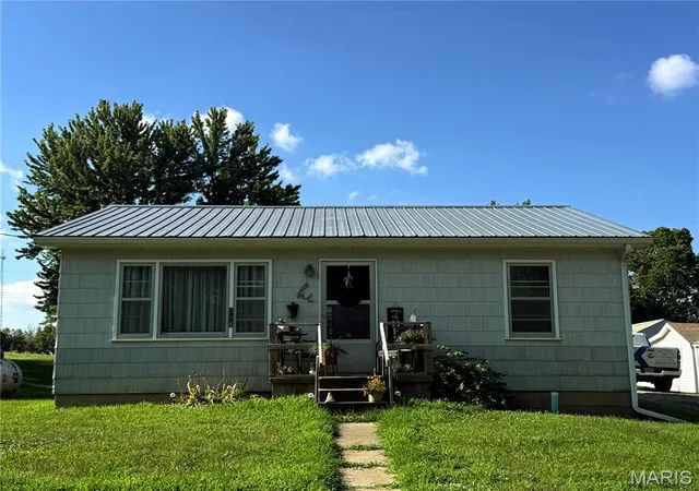 Homes for sale in Brashear, MO | 504 E Park St, Brashear, MO 63533 | MLS# MIS26043698