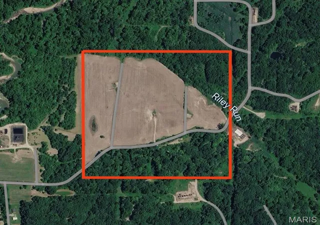 2nd image of 00 County Road 2015 East, Beecher City, IL 62414 | MLS# MIS26043714