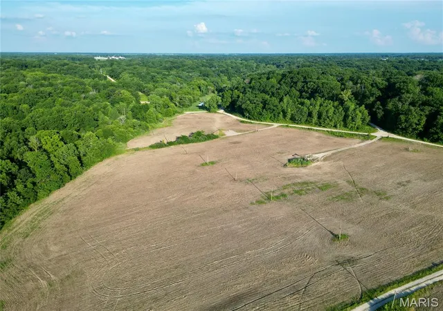 5th image of 00 County Road 2015 East, Beecher City, IL 62414 | MLS# MIS26043714
